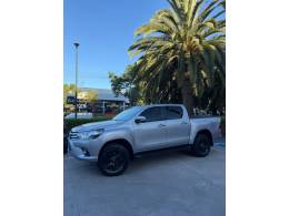 TOYOTA - HILUX - 2015/2016 - Prata - R$ 169.990,00