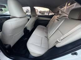 TOYOTA - COROLLA - 2016/2016 - Branca - R$ 94.990,00