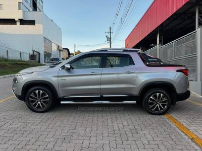 FIAT - TORO - 2022/2022 - Cinza - R$ 139.990,00