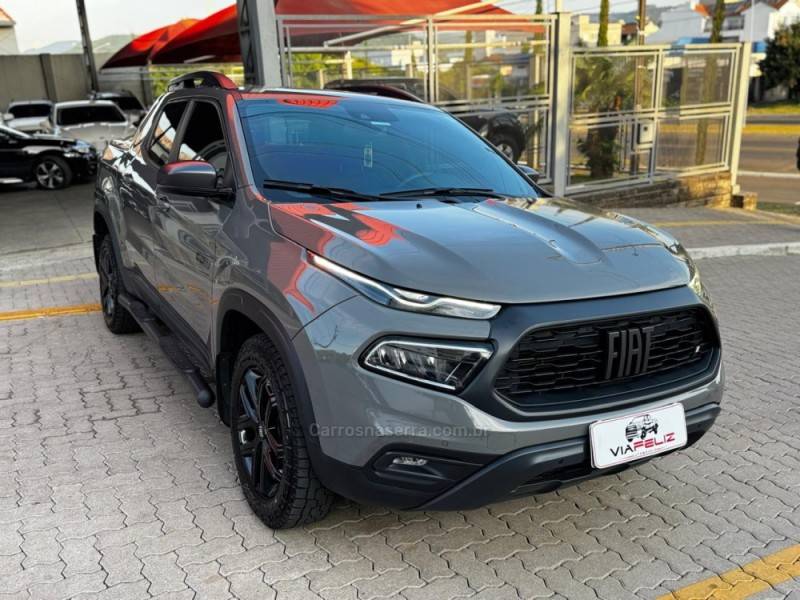 FIAT - TORO - 2023/2023 - Cinza - R$ 157.900,00