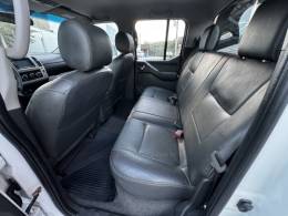 NISSAN - FRONTIER - 2015/2016 - Branca - R$ 114.990,00