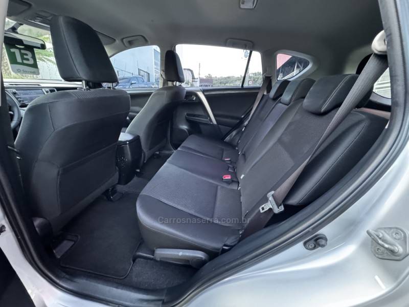 TOYOTA - RAV4 - 2013/2013 - Prata - R$ 84.990,00
