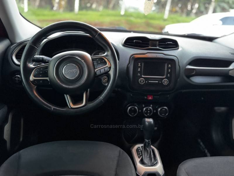 JEEP - RENEGADE - 2015/2016 - Vermelha - R$ 74.990,00