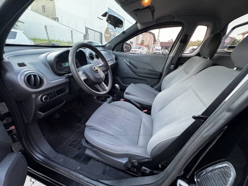 CHEVROLET - MONTANA - 2013/2013 - Preta - R$ 44.990,00