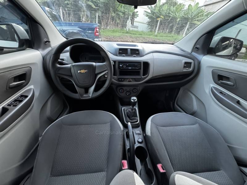 CHEVROLET - SPIN - 2014/2015 - Branca - R$ 44.990,00