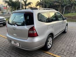 NISSAN - GRAND LIVINA - 2012/2013 - Prata - R$ 48.990,00