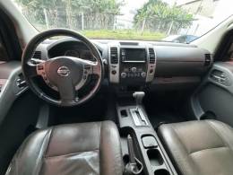 NISSAN - FRONTIER - 2013/2014 - Preta - R$ 105.990,00