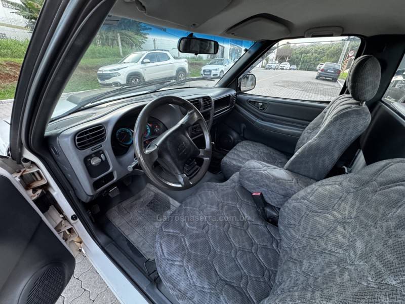 CHEVROLET - S10 - 2009/2009 - Branca - R$ 59.990,00