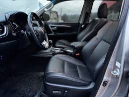 TOYOTA - HILUX SW4 - 2022/2022 - Prata - R$ 309.990,00
