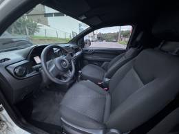 FIAT - FIORINO - 2023/2024 - Branca - R$ 95.990,00