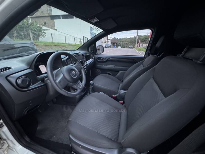 FIAT - FIORINO - 2023/2024 - Branca - R$ 95.990,00