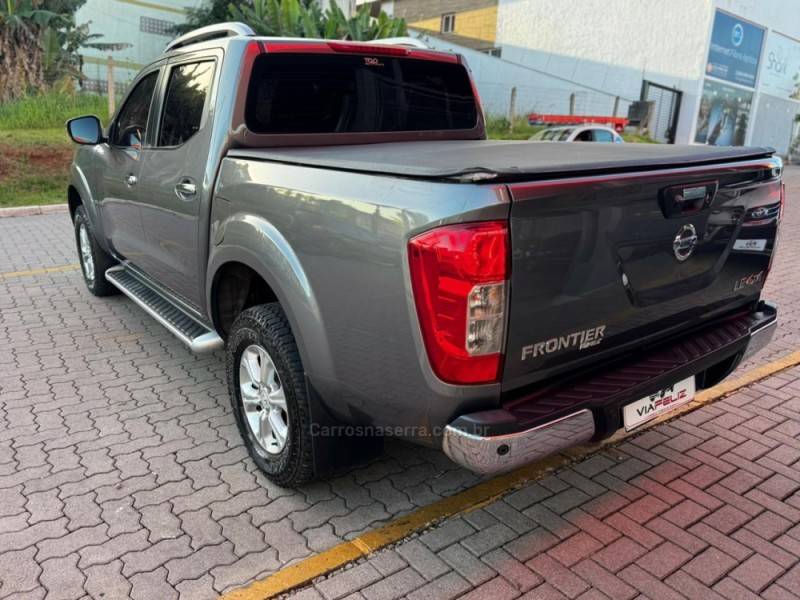 NISSAN - FRONTIER - 2018/2018 - Cinza - R$ 141.990,00