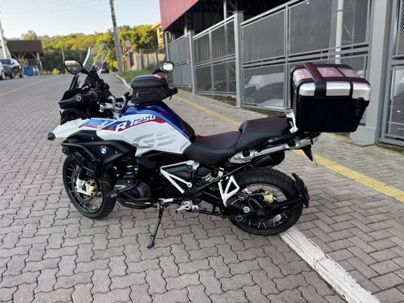 BMW - R 1250 - 2020/2020 - Branca - R$ 89.990,00