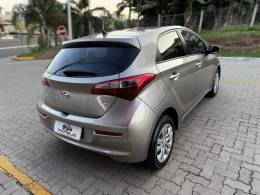 HYUNDAI - HB20 - 2016/2017 - Cinza - R$ 58.990,00