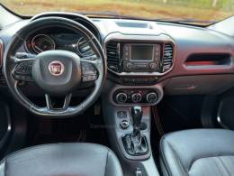 FIAT - TORO - 2016/2017 - Vermelha - R$ 100.990,00