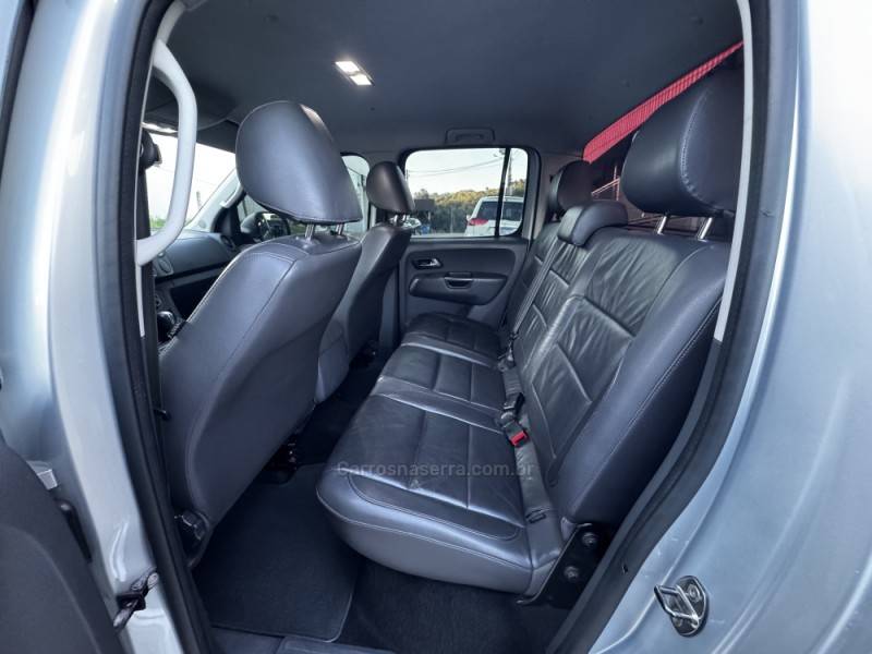 VOLKSWAGEN - AMAROK - 2014/2014 - Prata - R$ 101.990,00