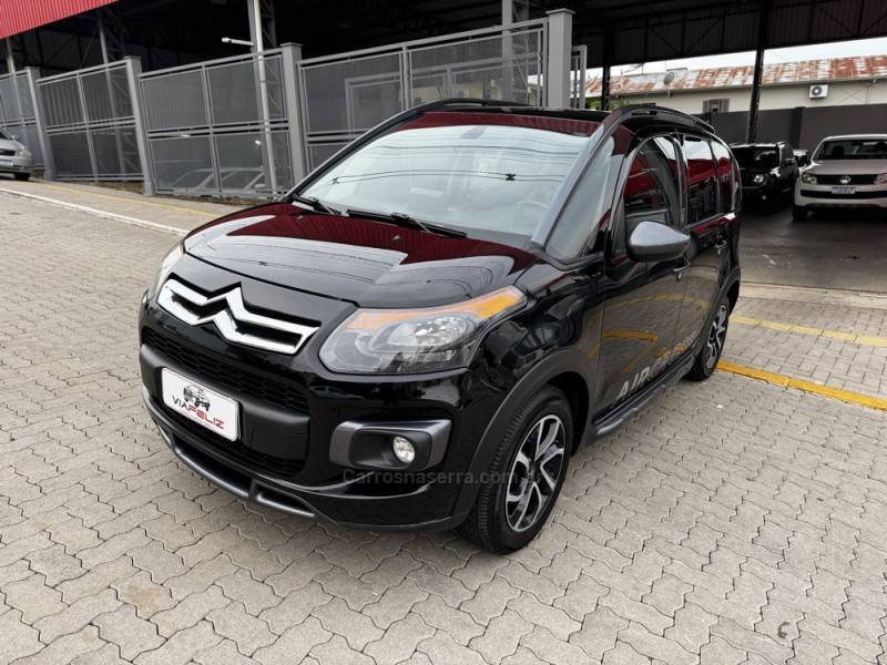 CITROËN - AIRCROSS - 2015/2015 - Preta - R$ 46.990,00