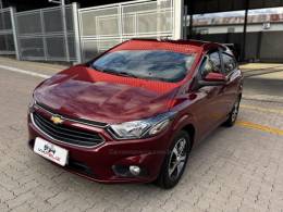 CHEVROLET - ONIX - 2017/2017 - Vermelha - R$ 63.990,00
