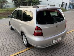 NISSAN - GRAND LIVINA - 2012/2013 - Prata - R$ 48.990,00