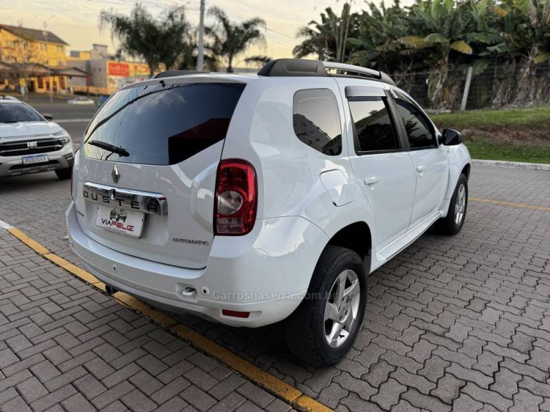 RENAULT - DUSTER - 2014/2015 - Branca - R$ 58.990,00