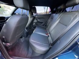 VOLKSWAGEN - T-CROSS - 2021/2022 - Azul - R$ 111.990,00