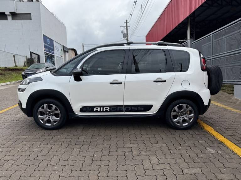 CITROËN - AIRCROSS - 2015/2016 - Branca - R$ 54.990,00