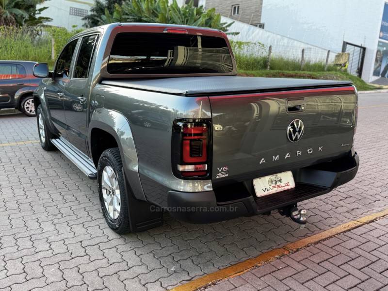 VOLKSWAGEN - AMAROK - 2024/2025 - Cinza - R$ 278.990,00