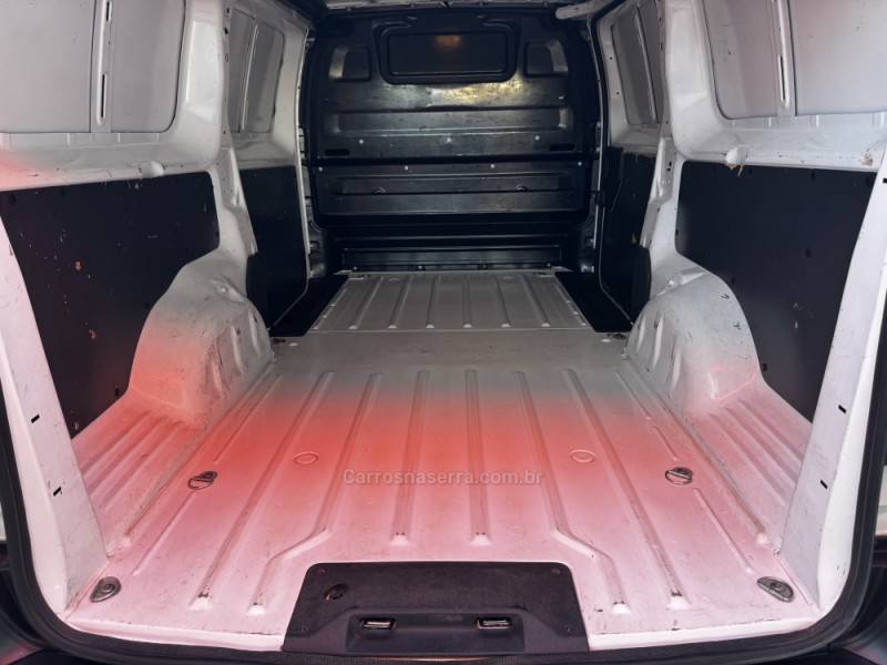 CITROËN - JUMPY - 2022/2023 - Branca - R$ 139.990,00