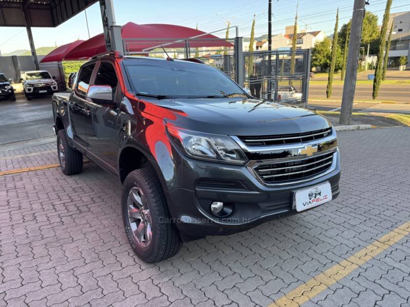 CHEVROLET - S10 - 2016/2017 - Cinza - R$ 154.990,00