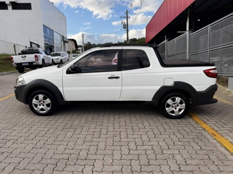FIAT - STRADA - 2013/2014 - Branca - R$ 61.990,00