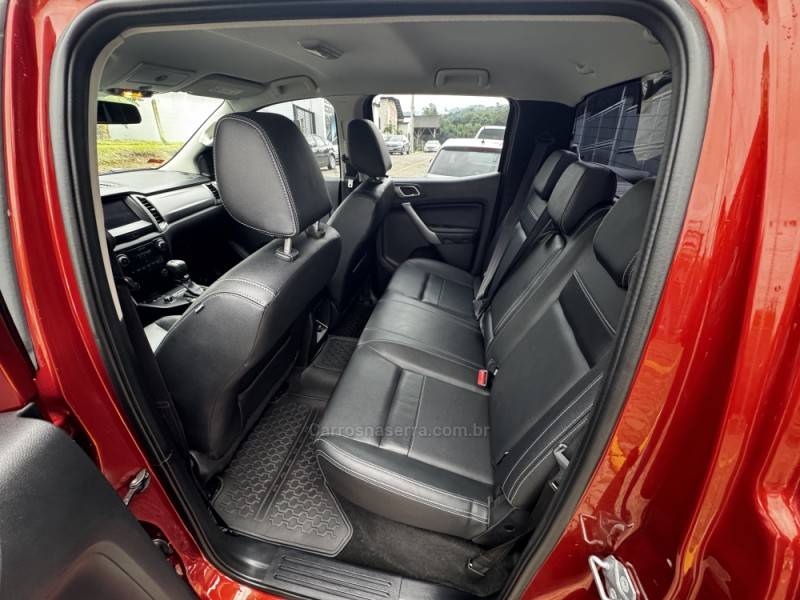 FORD - RANGER - 2020/2021 - Vermelha - R$ 164.990,00